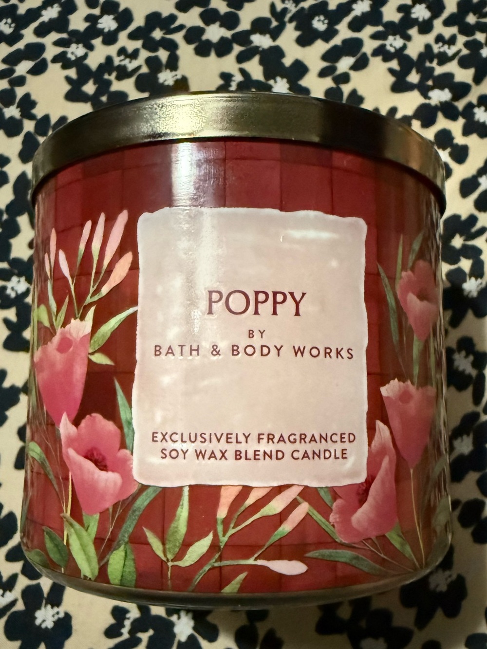 Bath & Body Works Poppy Candle - Red with Pink Floral